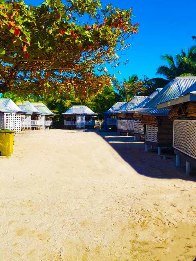 فندق Manaseفي  Vacation Beach Fales المظهر الخارجي الصورة